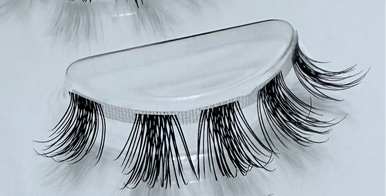 Wisp. Naturally Wispy Dolls eye.